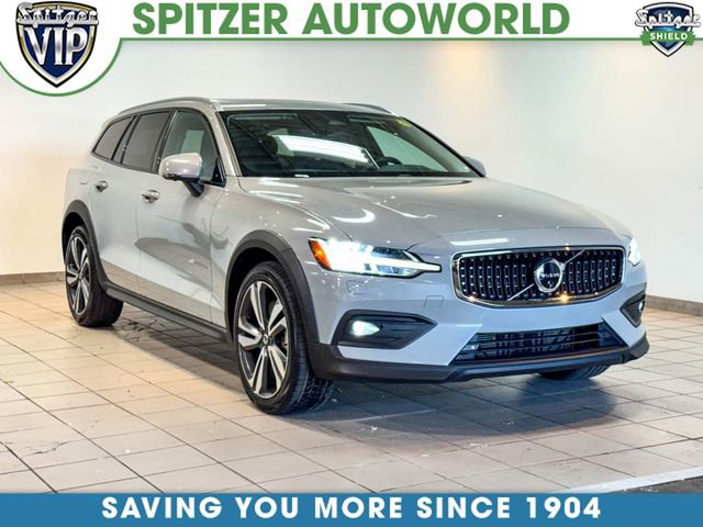 Used 2024 Volvo V60 B5 Cross Country Plus w/ Protection Package Premier