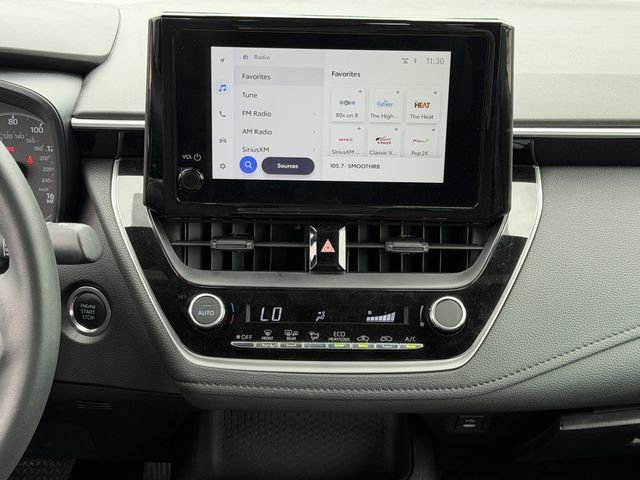 Used 2025 Toyota Corolla SE FWD image 17
