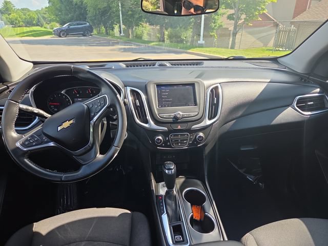 Used 2020 Chevrolet Equinox LT AWD/4WD image 18