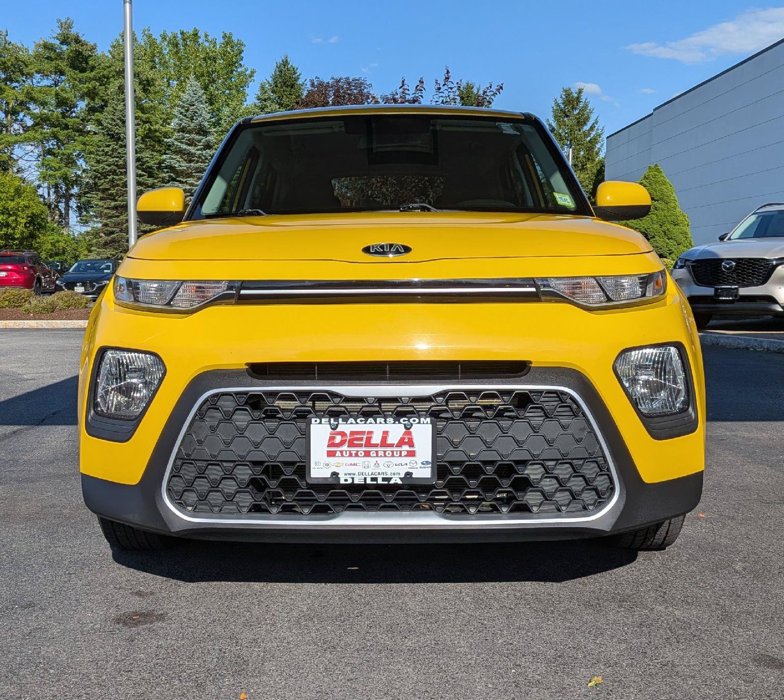 Used 2020 Kia Soul LX FWD image 2