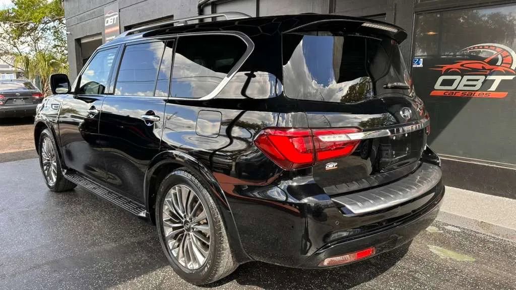 Used 2018 INFINITI QX80 2WD w/ Deluxe Technology Package image 3