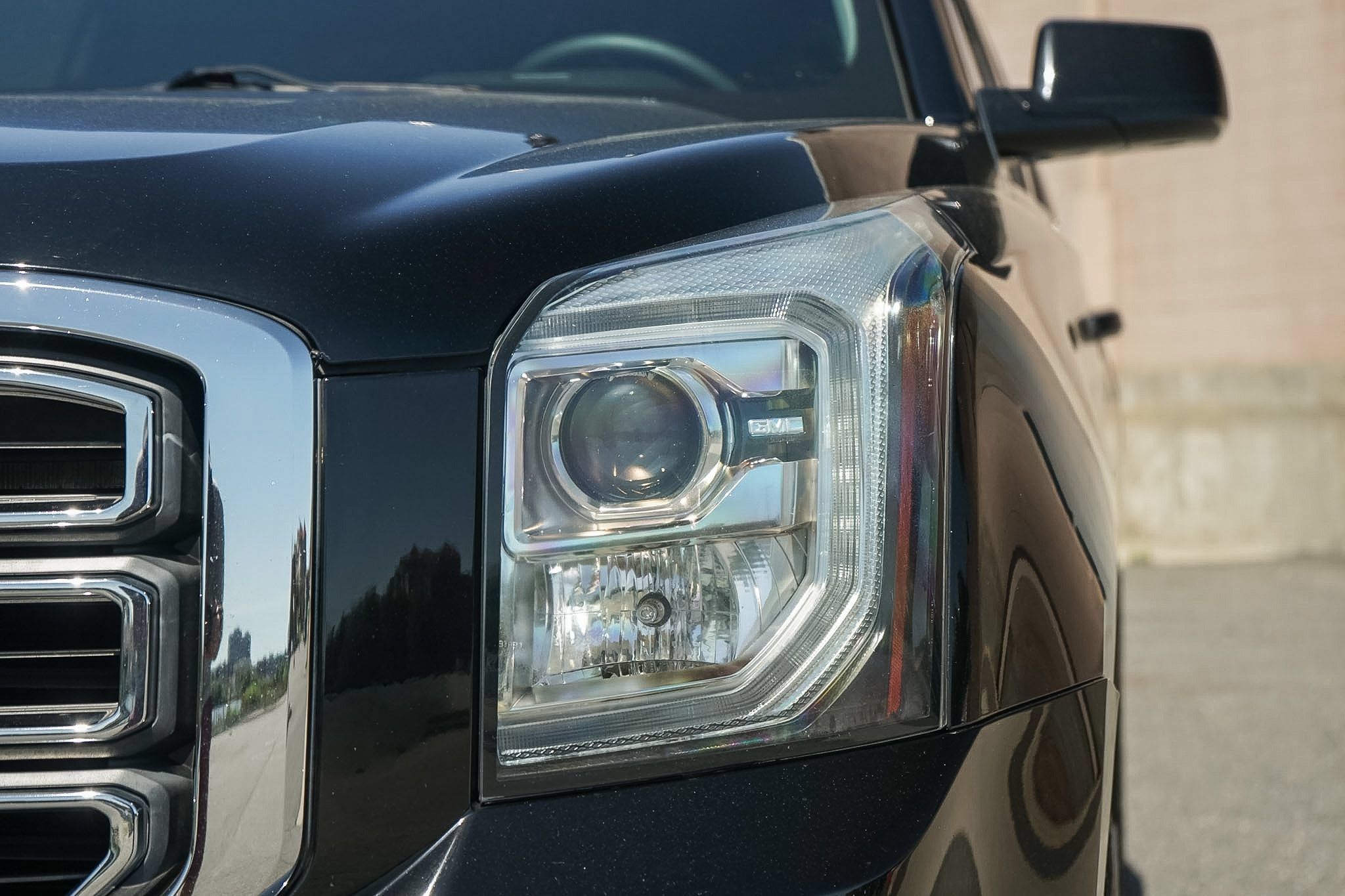 Used 2019 GMC Yukon SLT w/ Open Road Package AWD/4WD image 8
