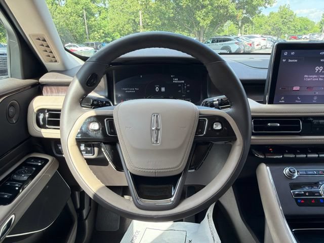 Used 2024 Lincoln Aviator Reserve w/ Equipment Group 201A AWD/4WD image 16