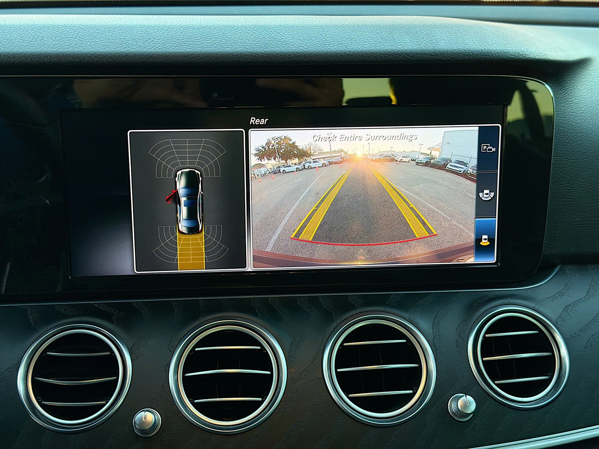 Used 2018 Mercedes-Benz E 300 image 33