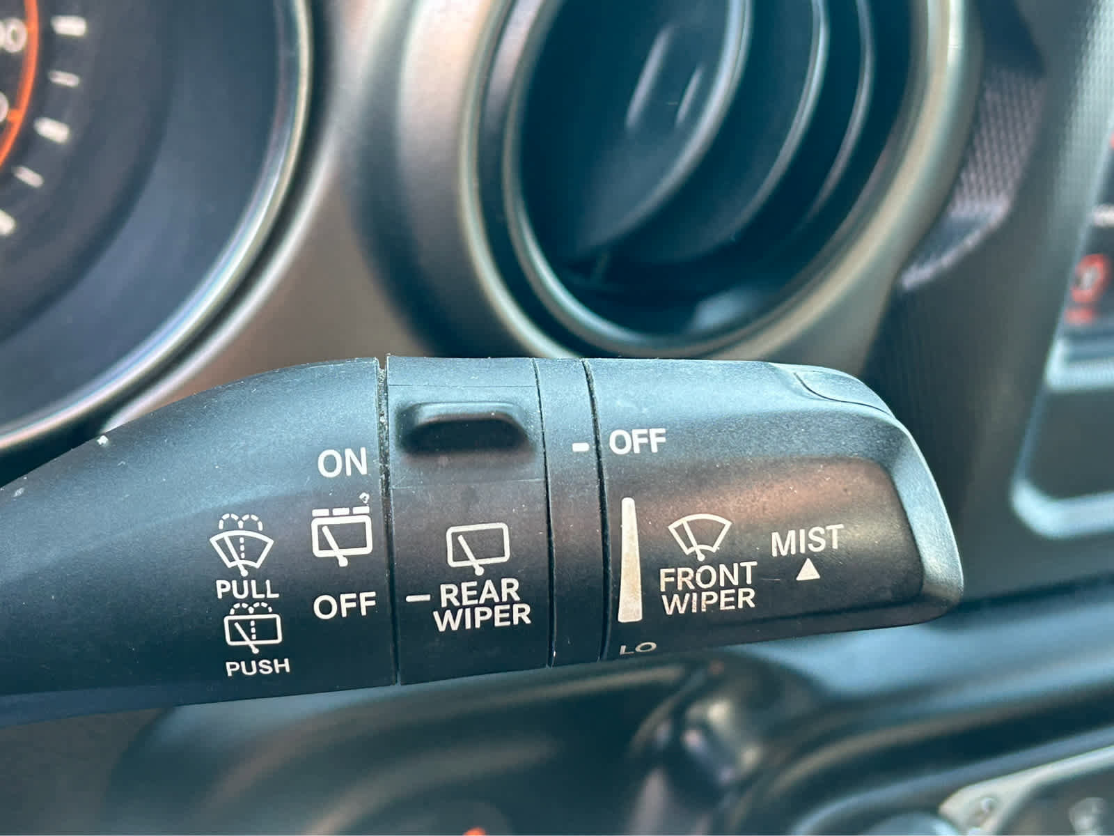 Used 2021 Jeep Wrangler Sport S image 20