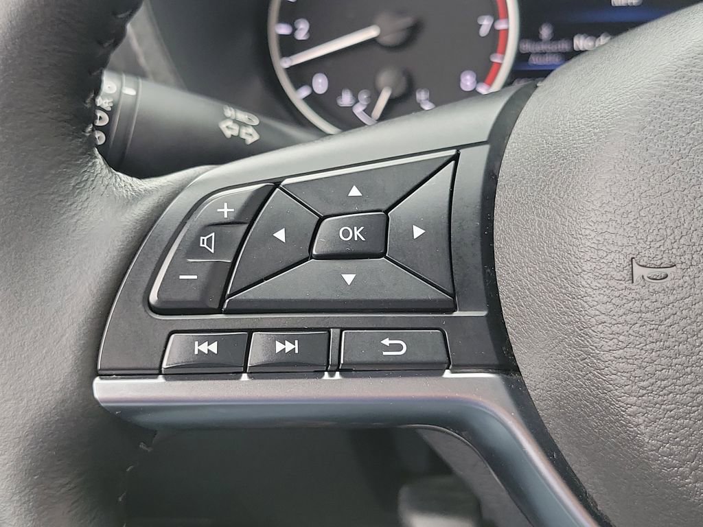Used 2024 Nissan Sentra SV w/ All-Weather Package FWD image 5