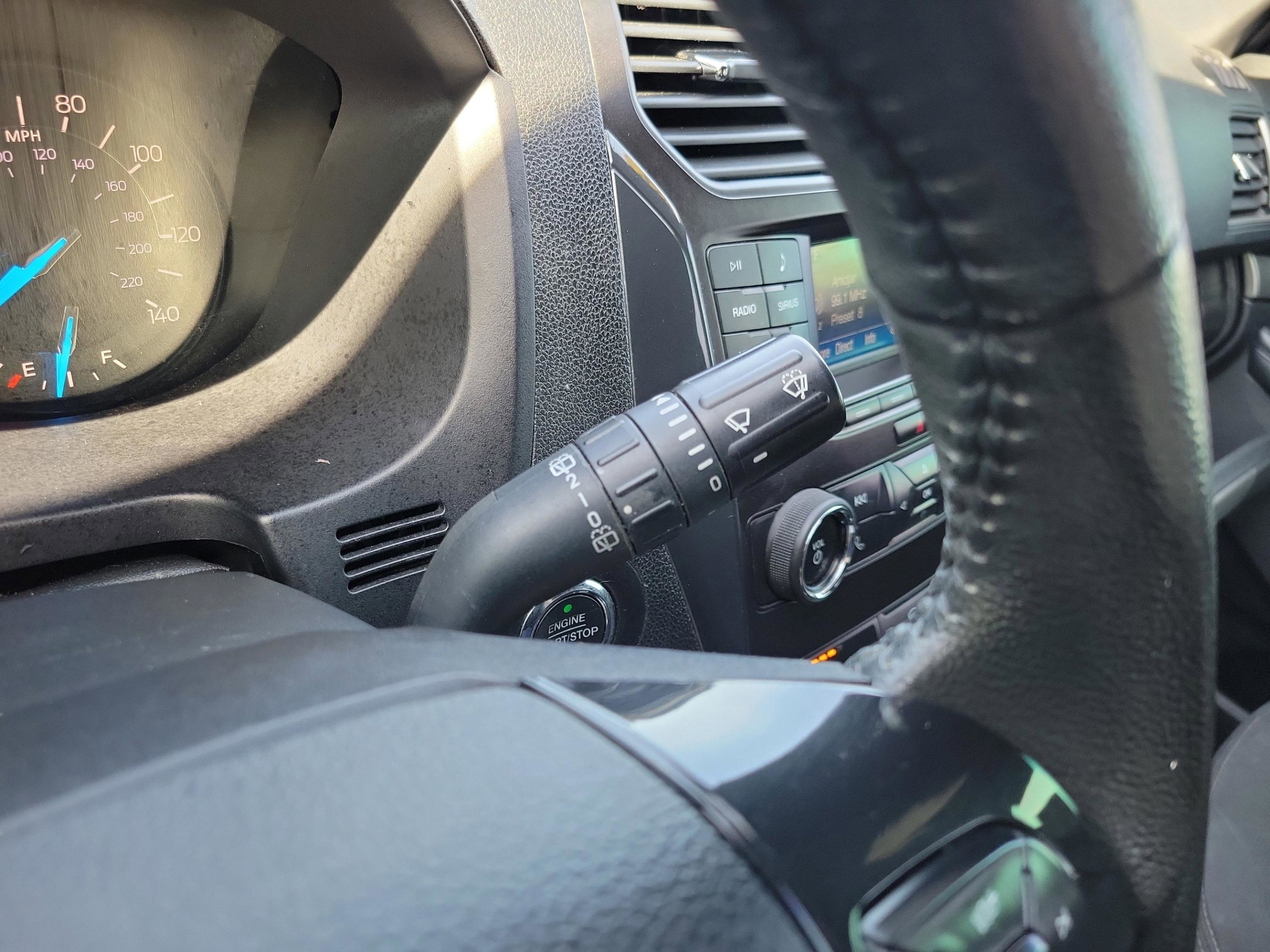 Used 2018 Ford Explorer XLT FWD image 23