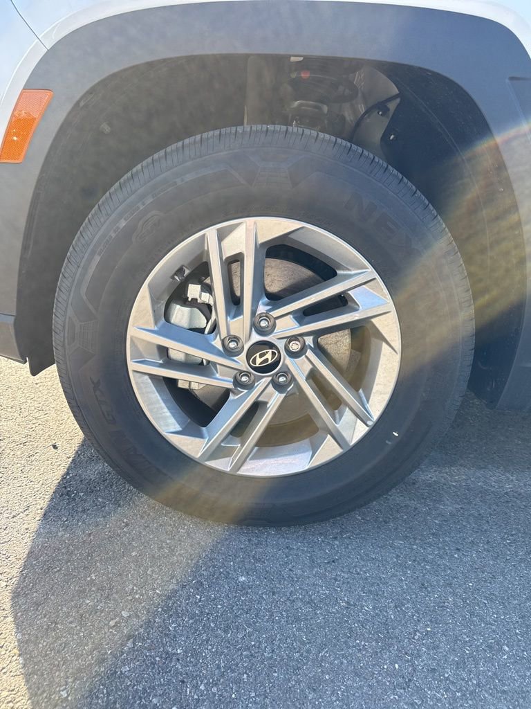 Used 2025 Hyundai Tucson SE image 10