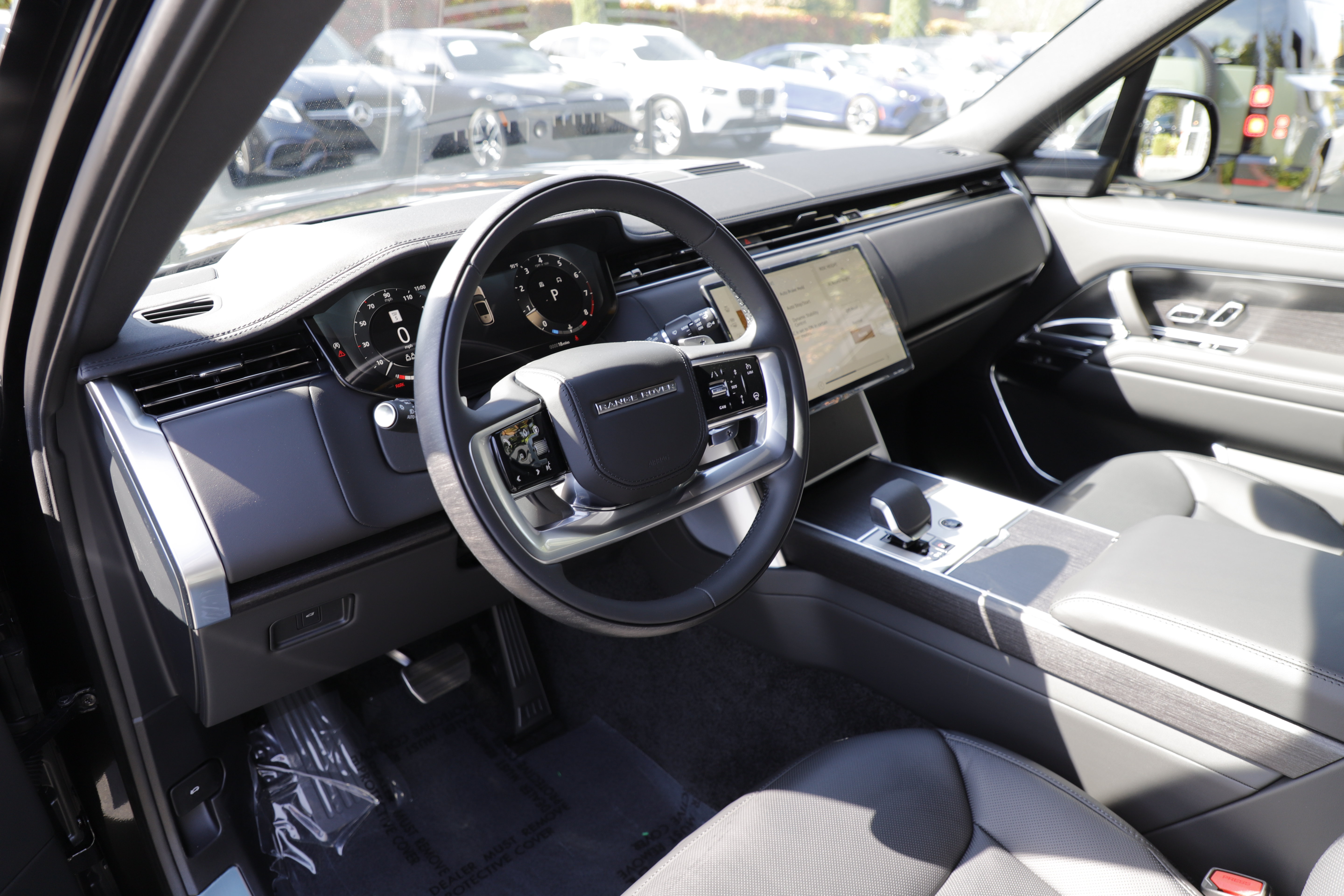 New 2026 Land Rover Range Rover SE AWD/4WD image 18