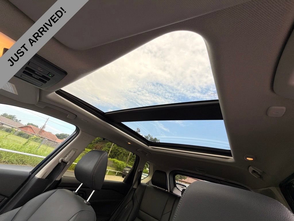 Certified 2025 Nissan Rogue SL w/ Tech Package AWD/4WD image 13