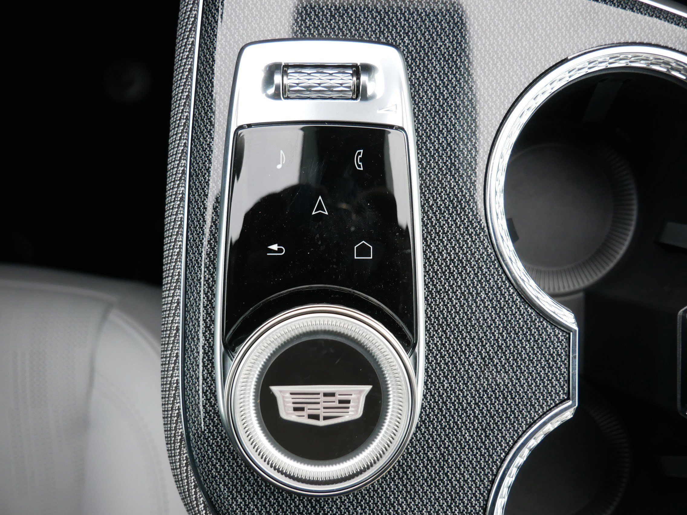 New 2026 Cadillac Optiq Sport 2 image 23