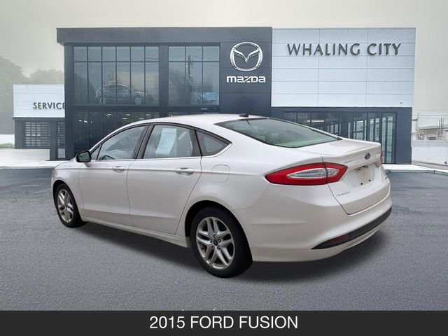 Used 2015 Ford Fusion SE FWD image 6