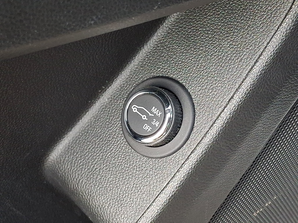 Certified 2024 Chevrolet Traverse LT FWD image 25