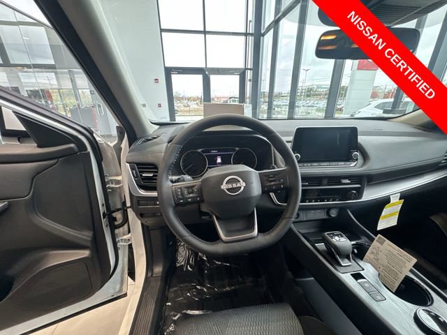 Certified 2026 Nissan Rogue SV image 14