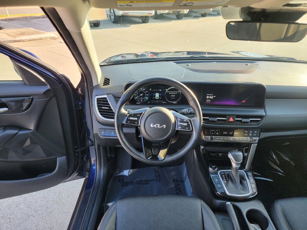 Used 2024 Kia Seltos EX AWD/4WD image 18
