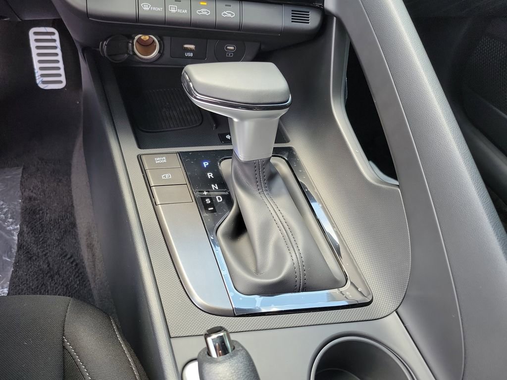 New 2025 Hyundai Elantra Sport w/ Cargo Package image 25