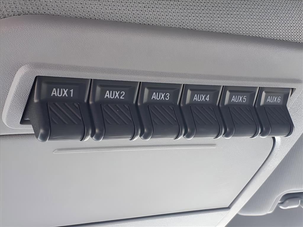 Used 2023 Ford F350 XLT w/ FX4 Off-Road Package image 18