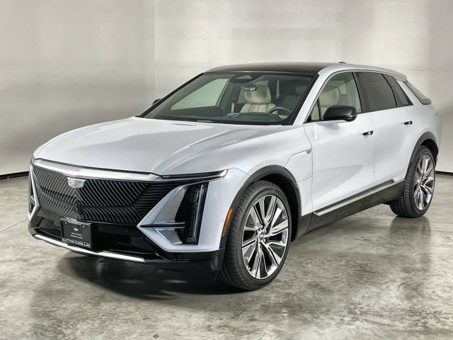 Used 2026 Cadillac Lyriq Signature Luxury w/ Nappa Leather Package AWD/4WD image 4