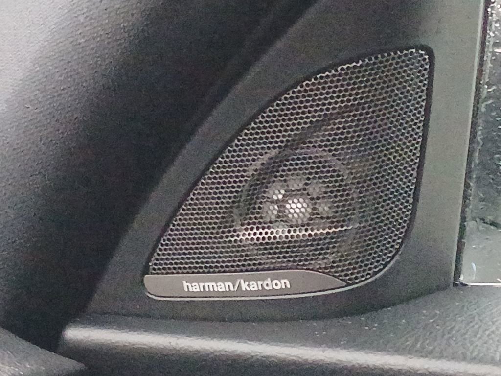 Used 2017 BMW 230i Coupe image 25