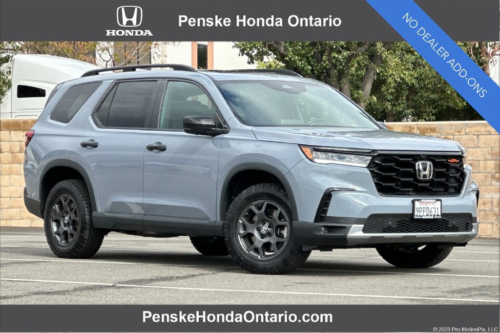 Certified 2025 Honda Pilot TrailSport