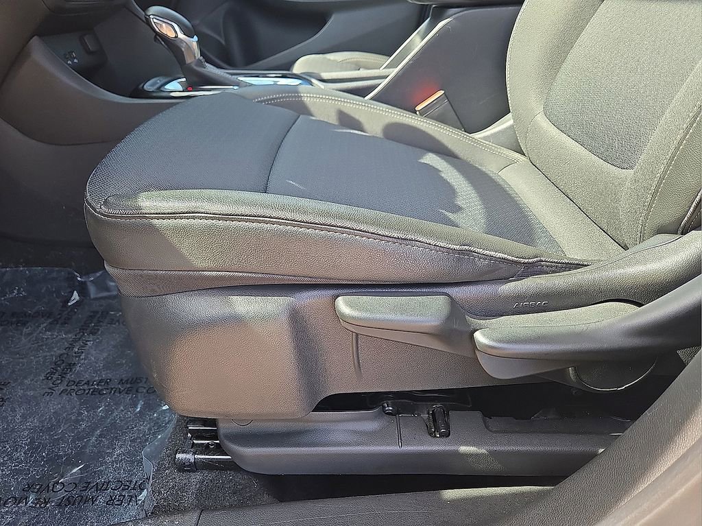 Used 2025 Buick Encore GX Preferred image 23