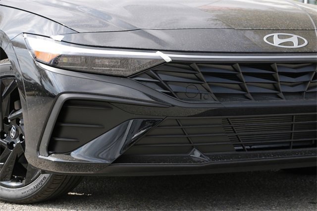 New 2026 Hyundai Elantra Sport image 3