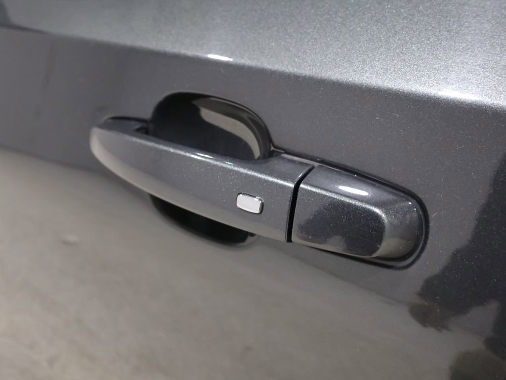 Used 2020 GMC Terrain SLT image 10