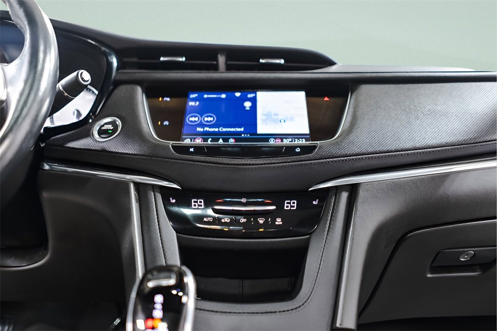 Used 2022 Cadillac XT5 Premium Luxury w/ LPO, Floor Liner Package image 14