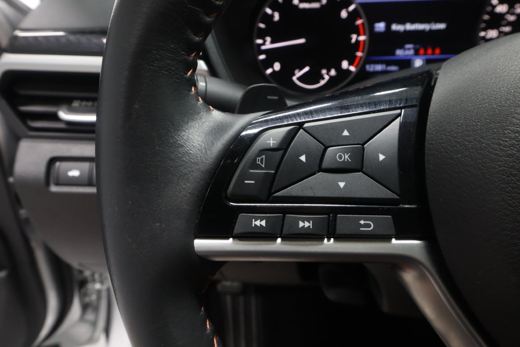 Used 2023 Nissan Altima 2.5 SR w/ SR Premium Package FWD image 22