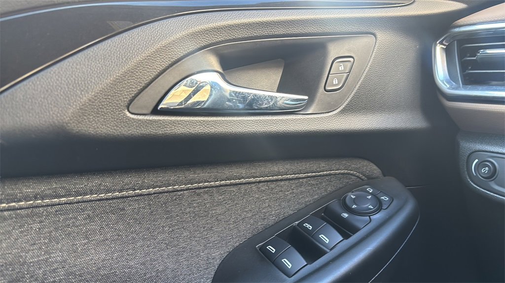 Used 2021 Chevrolet TrailBlazer ACTIV w/ Convenience Package image 15