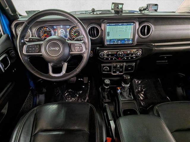 Used 2020 Jeep Gladiator Overland w/ Dual Top Group AWD/4WD image 22