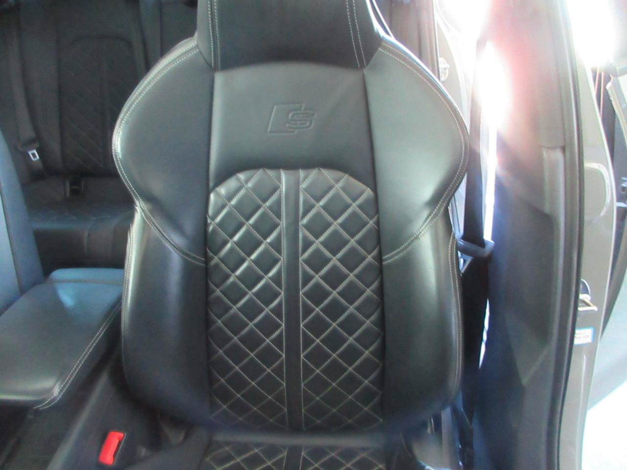Used 2021 Audi S4 Premium Plus w/ Premium Plus Package AWD/4WD image 17