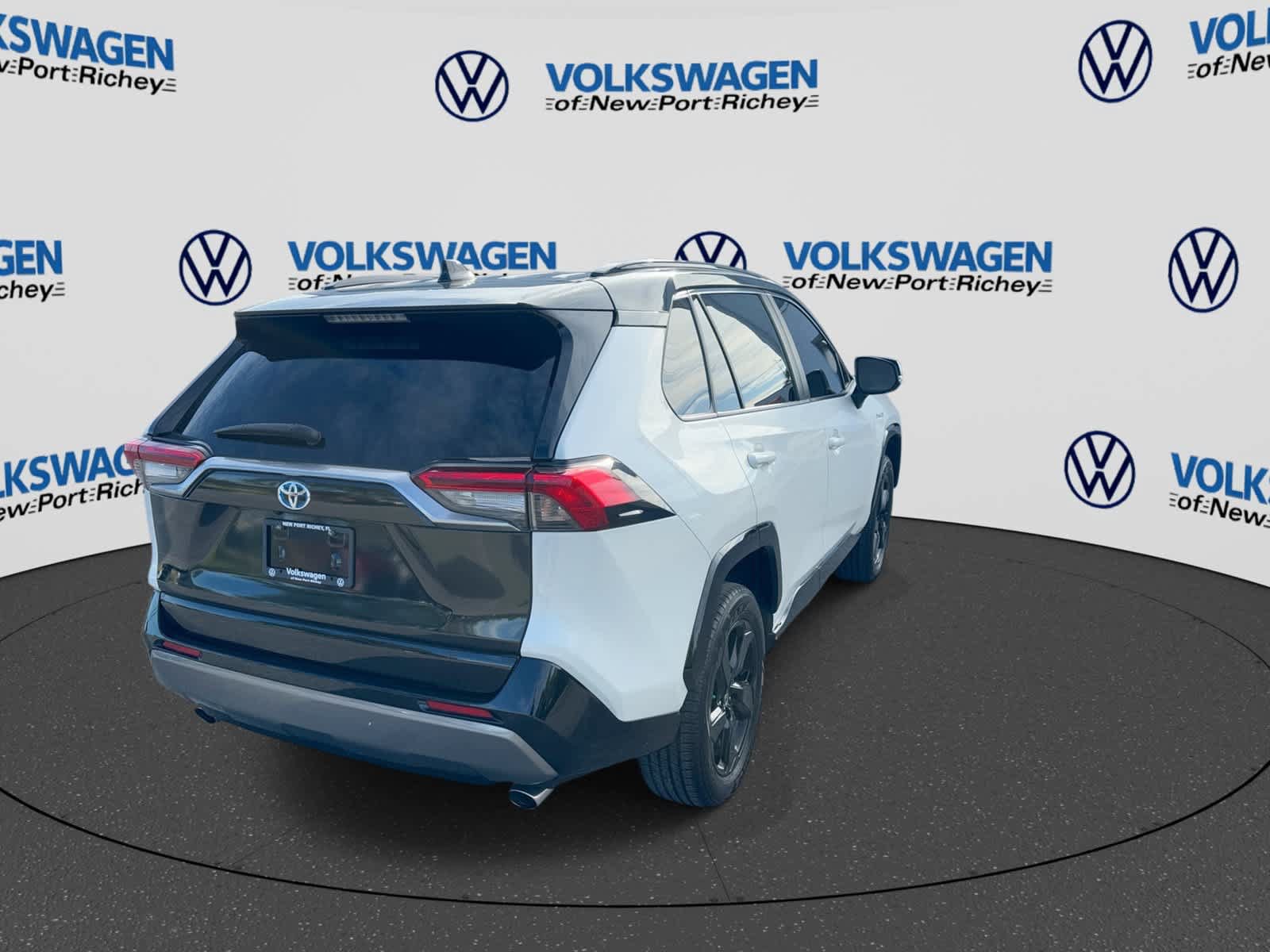 Used 2021 Toyota RAV4 XSE w/ XSE Grade Weather Package AWD/4WD image 14