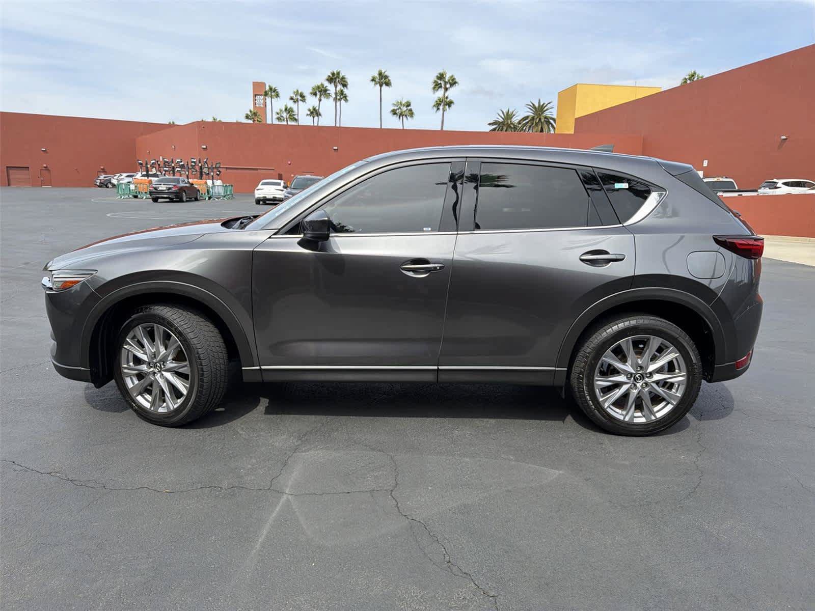 Used 2021 MAZDA CX-5 Grand Touring w/ GT Premium Package AWD/4WD image 3
