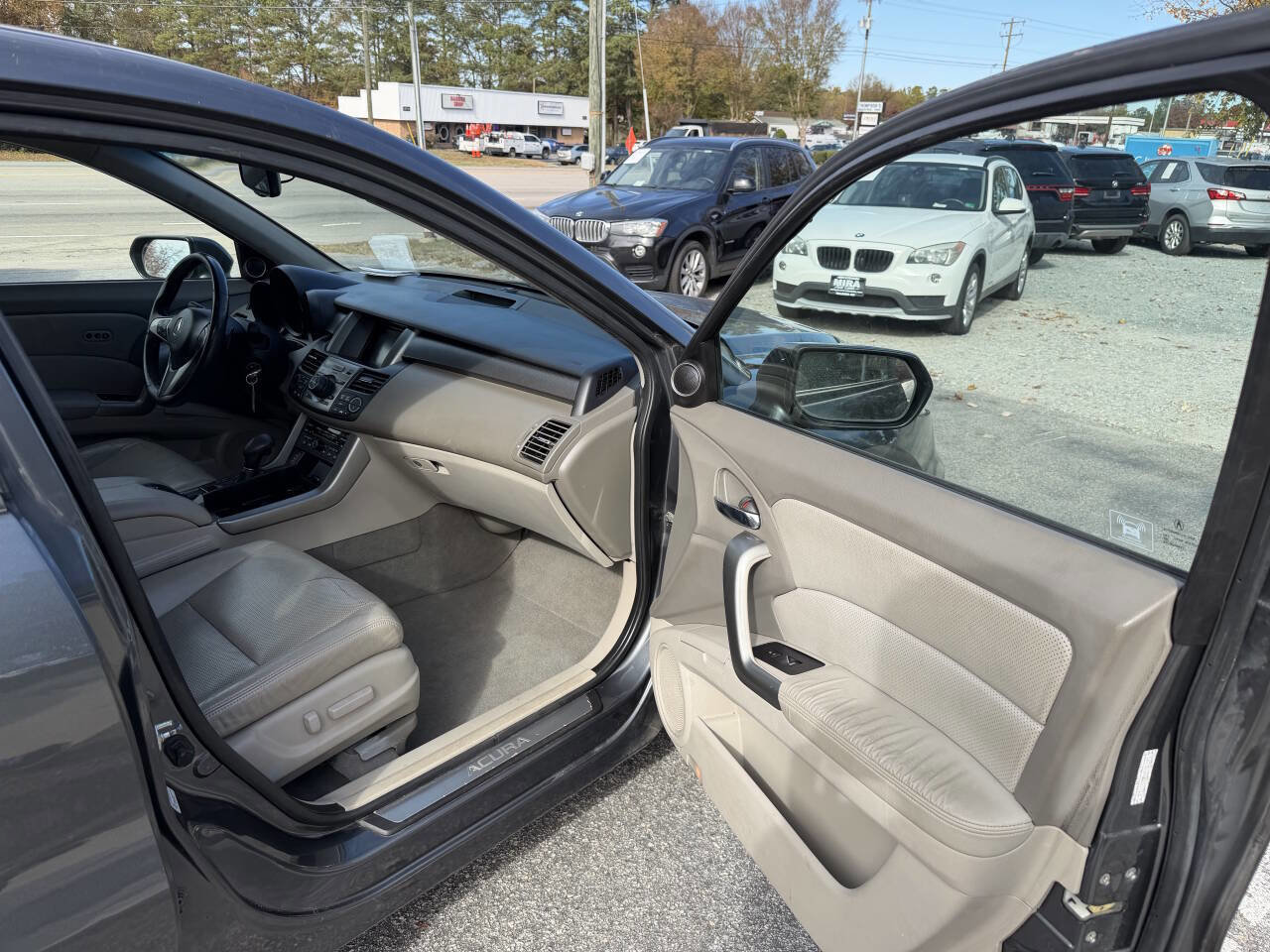 Used 2010 Acura RDX SH-AWD w/ Technology Package image 18