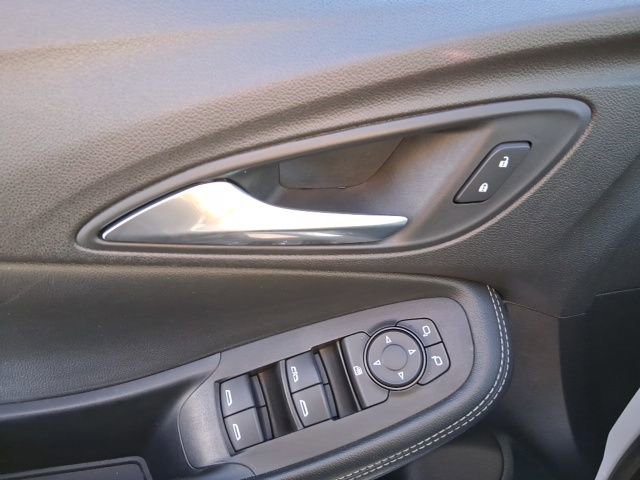 Used 2021 Buick Encore GX Preferred image 18