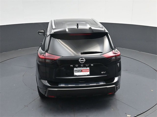 Used 2024 Nissan Rogue SV w/ SV Premium Package image 43