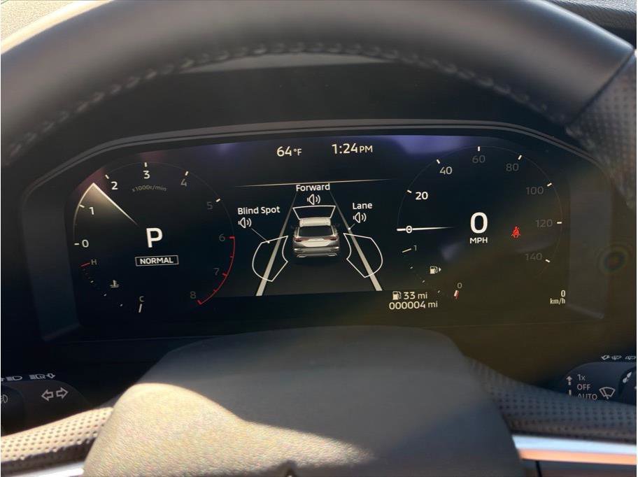 New 2026 Mitsubishi Outlander LE image 9