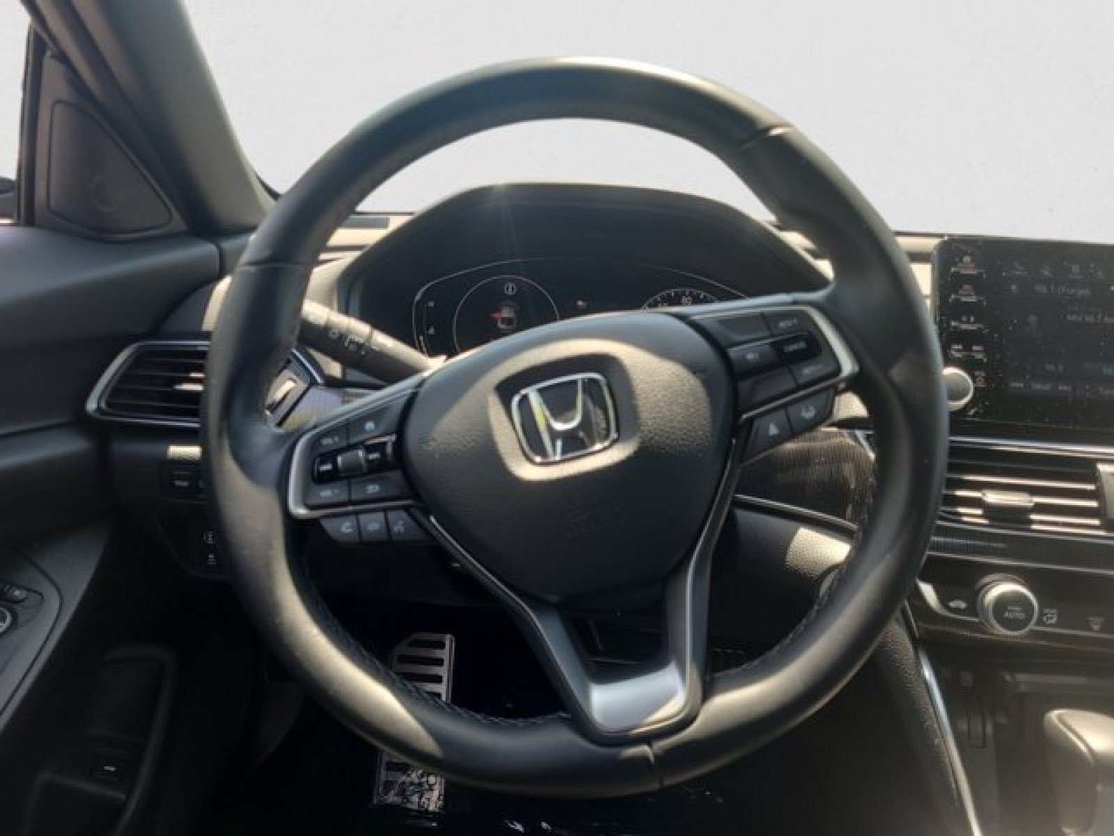 Used 2022 Honda Accord Sport image 15