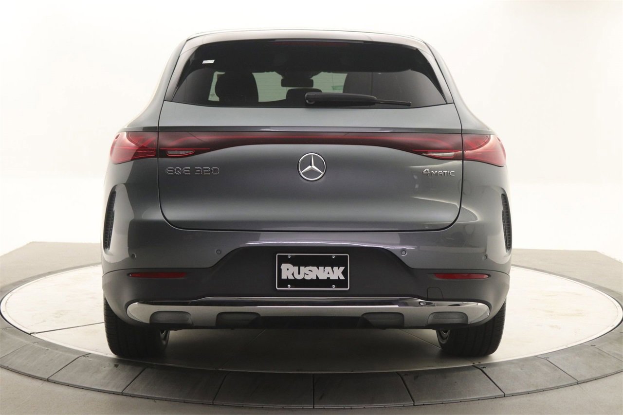 Used 2026 Mercedes-Benz EQE 320 4MATIC SUV image 3