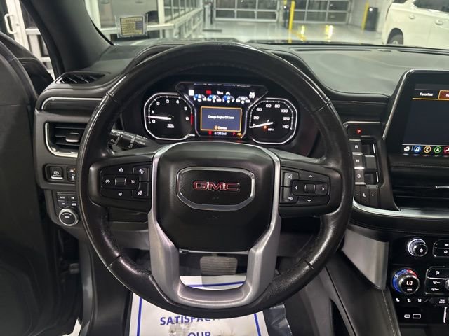 Used 2021 GMC Yukon SLT w/ SLT Premium Package image 15