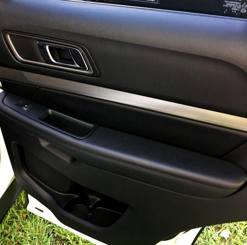 Used 2019 Ford Explorer XLT w/ Equipment Group 201A image 17