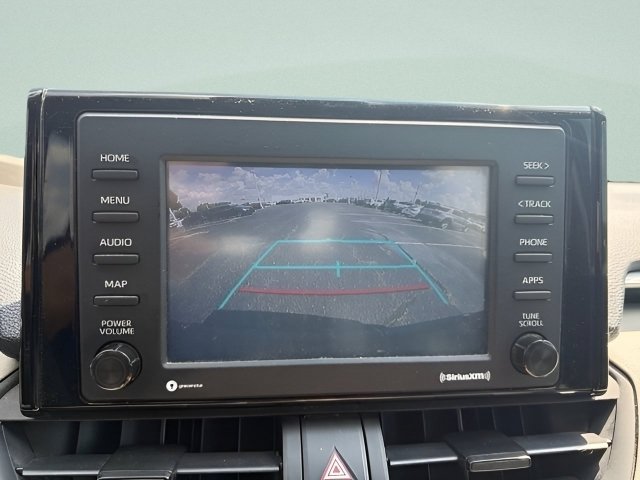 Used 2020 Toyota RAV4 XLE AWD/4WD image 24