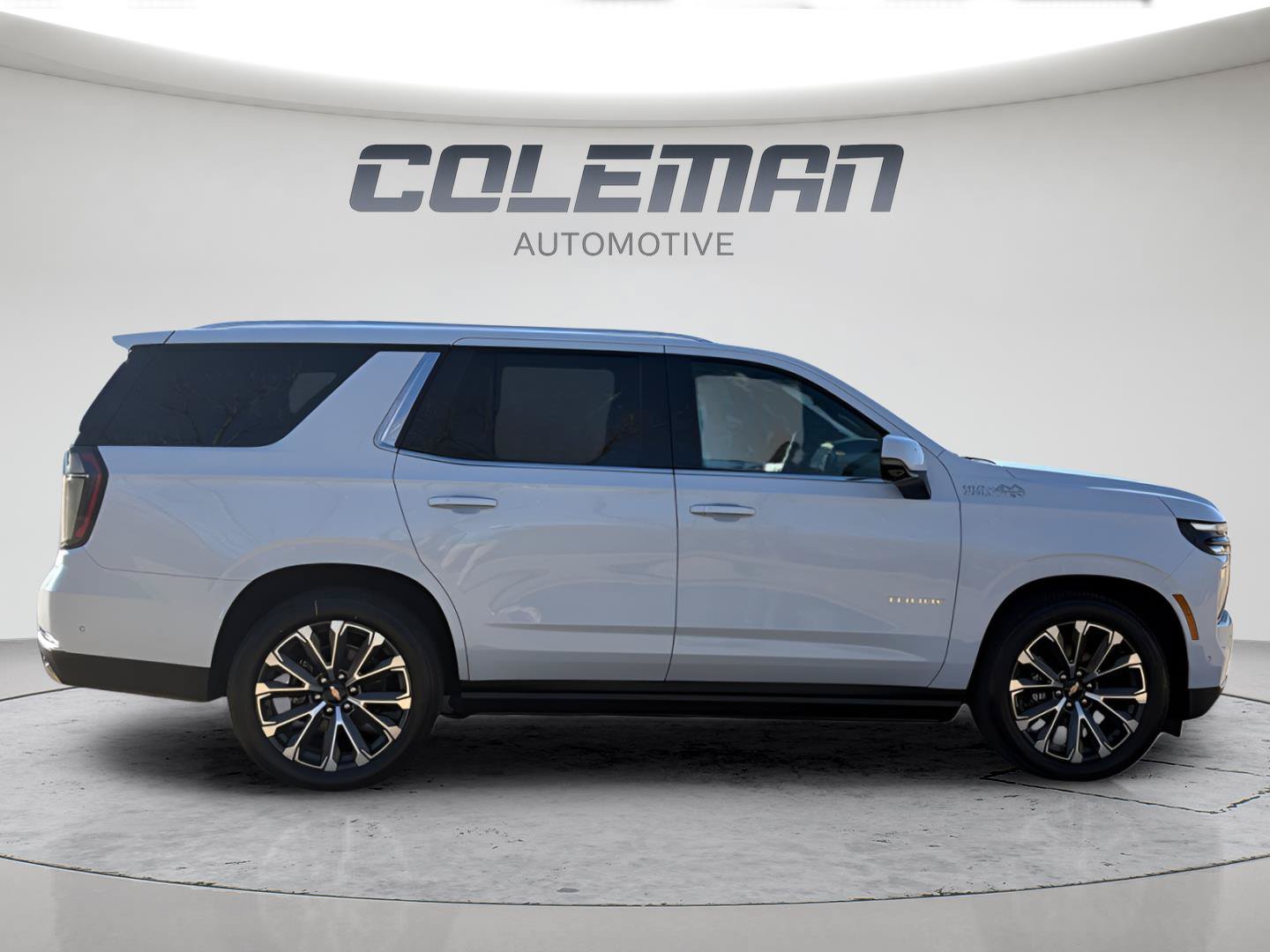 New 2026 Chevrolet Tahoe High Country AWD/4WD image 9