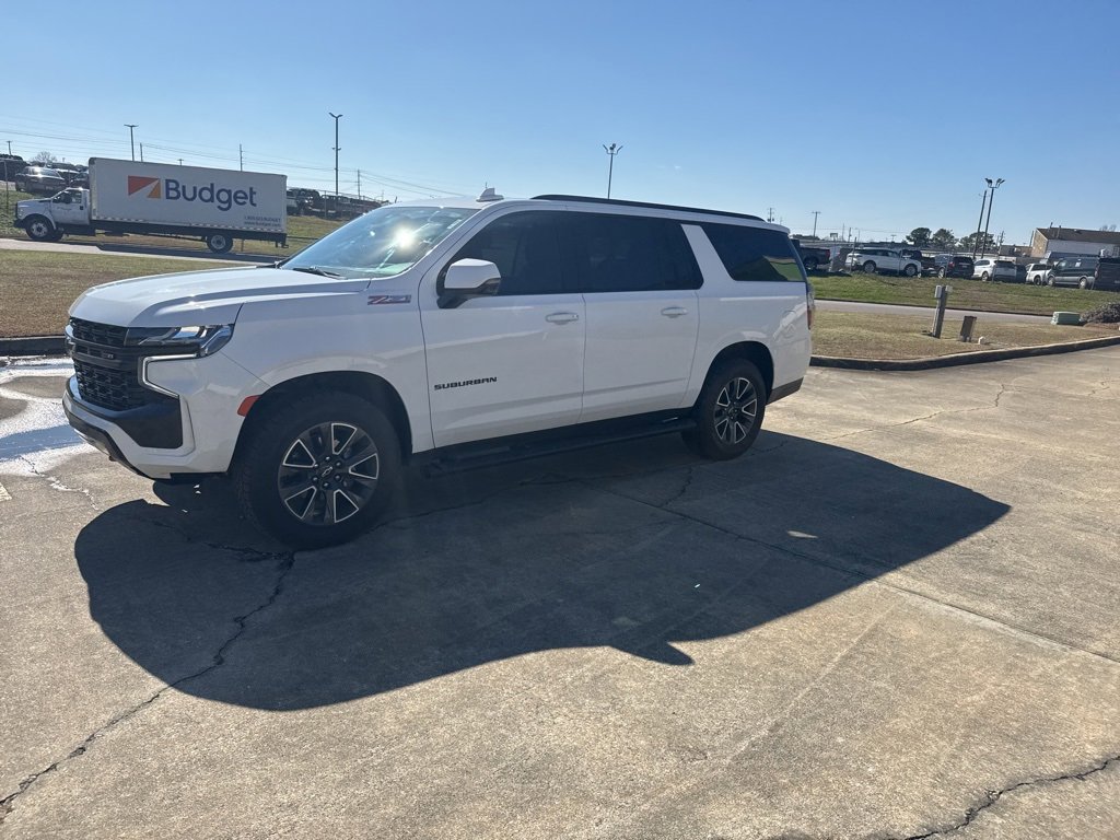 Used 2023 Chevrolet Suburban Z71 w/ Luxury Package image 6