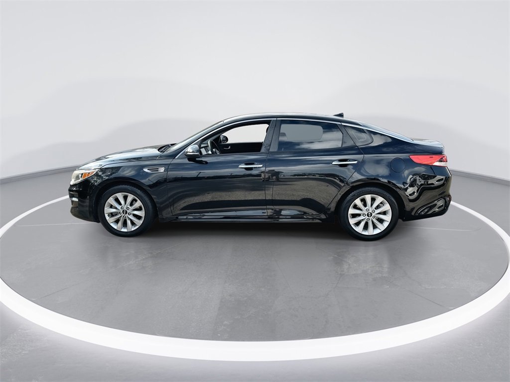 Used 2018 Kia Optima LX w/ Convenience Package image 5