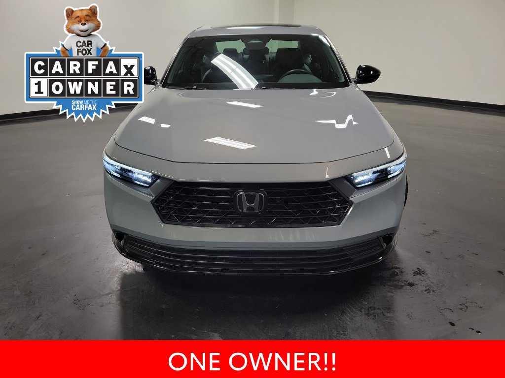 Used 2025 Honda Accord Sport image 3