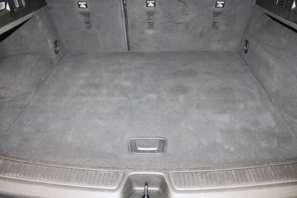 Used 2024 Buick Envision Avenir image 17