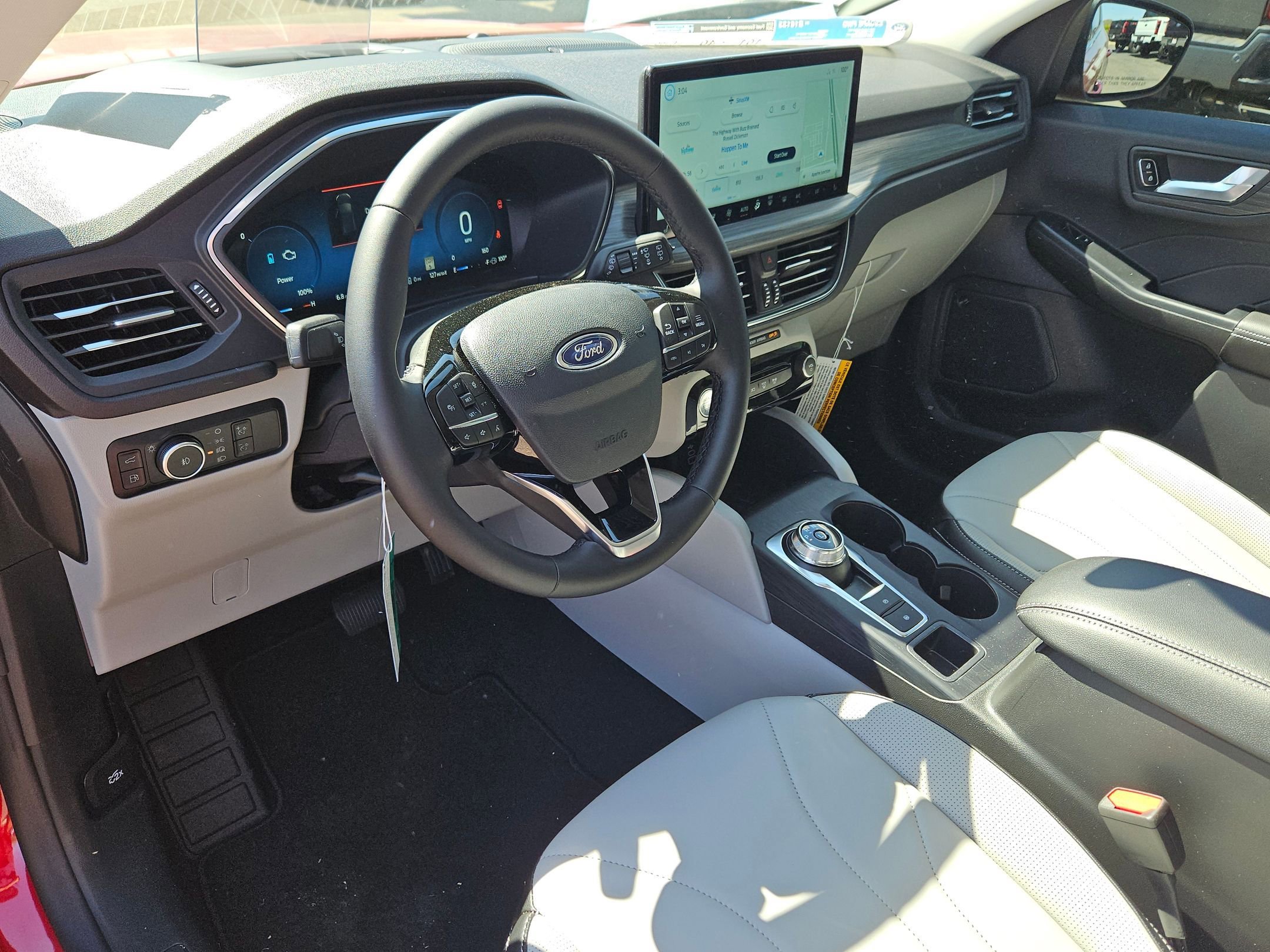 New 2025 Ford Escape SE w/ PHEV Premium Package image 8