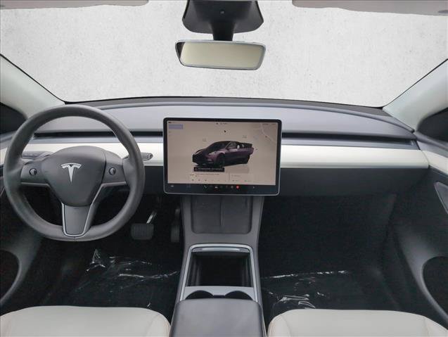 Used 2024 Tesla Model Y Long Range AWD/4WD image 24